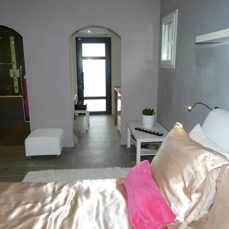 D'hotes Deluxe Jacuzzi Mas De L'etoile Nocleg ze śniadaniem Aigues-Mortes