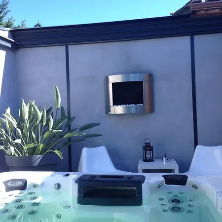 D'hotes Deluxe Jacuzzi Mas De L'etoile Nocleg ze śniadaniem