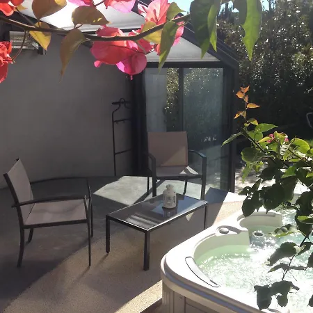 D'hotes Deluxe Jacuzzi Mas De L'etoile Nocleg ze śniadaniem