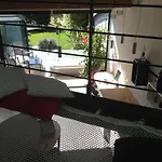 D'hotes Deluxe Jacuzzi Mas De L'etoile Bed and breakfast 4*