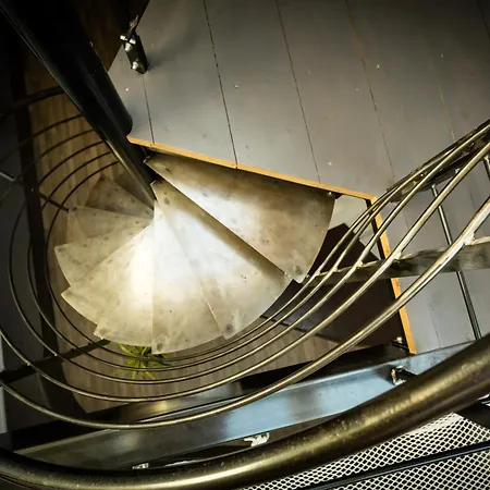 D'hotes Deluxe Jacuzzi Mas De L'etoile Bed & Breakfast