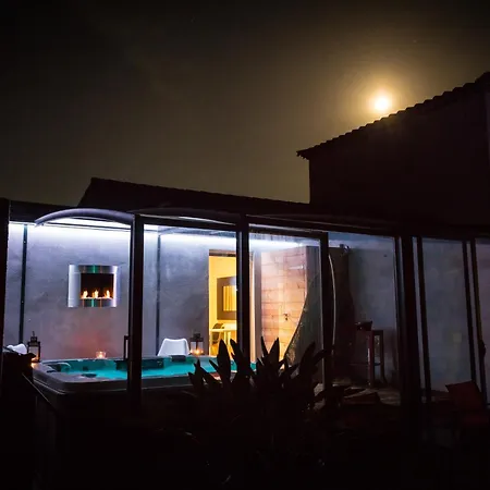 D'hotes Deluxe Jacuzzi Mas De L'etoile 4* Aigues-Mortes